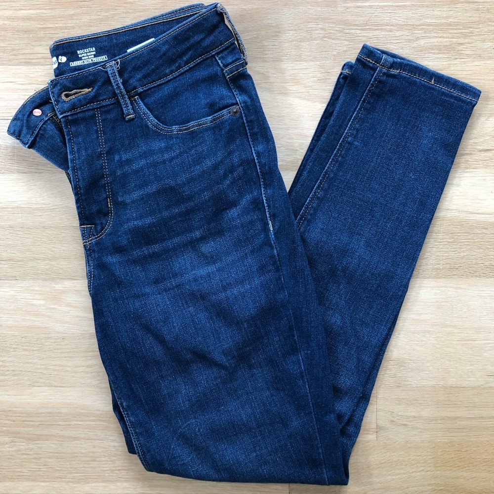 Old Navy Rockstar Super Skinny High Rise Denim Jeans